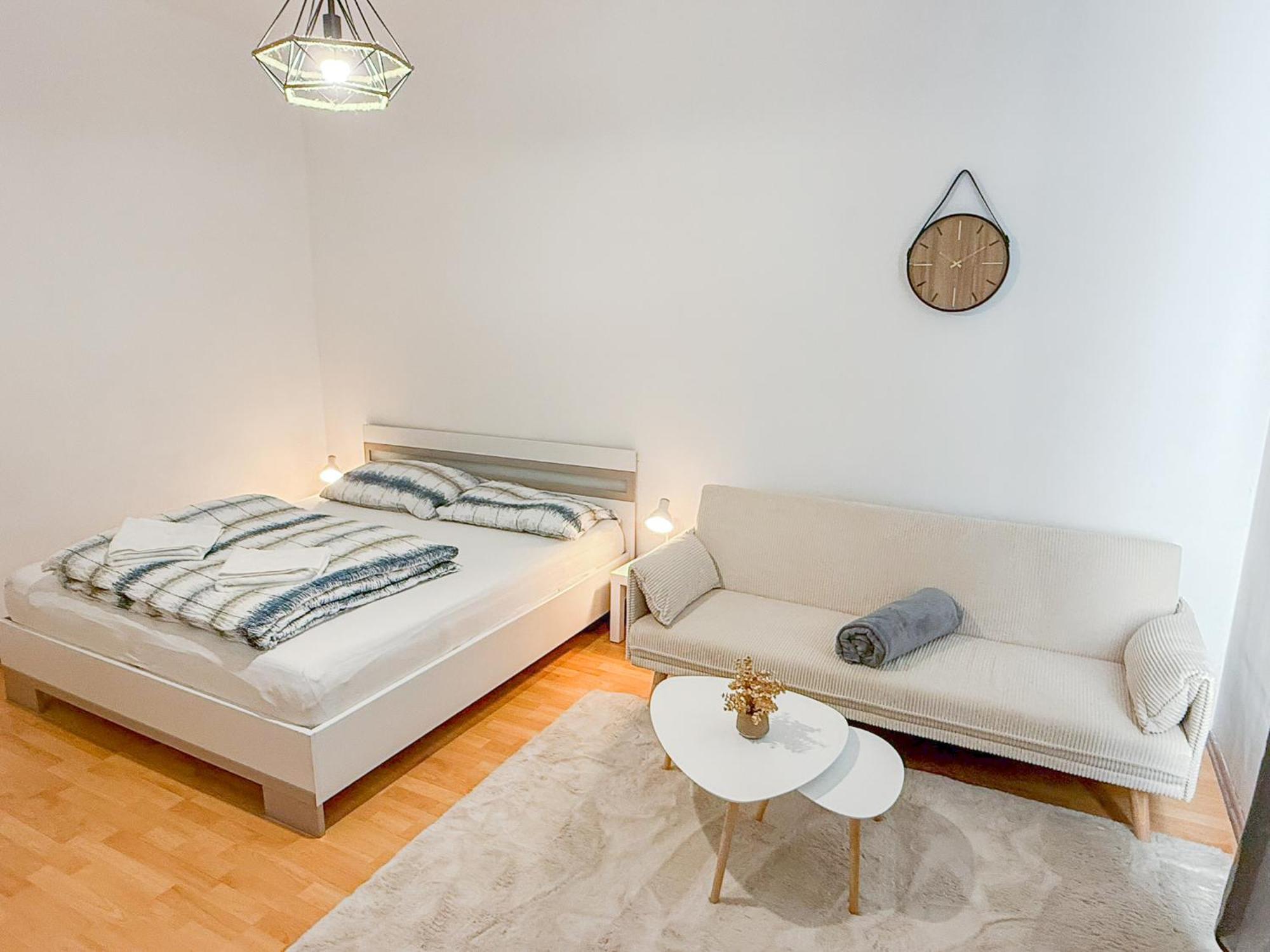Serenity Apartment - Comfort ลีโอเบน ภายนอก รูปภาพ
