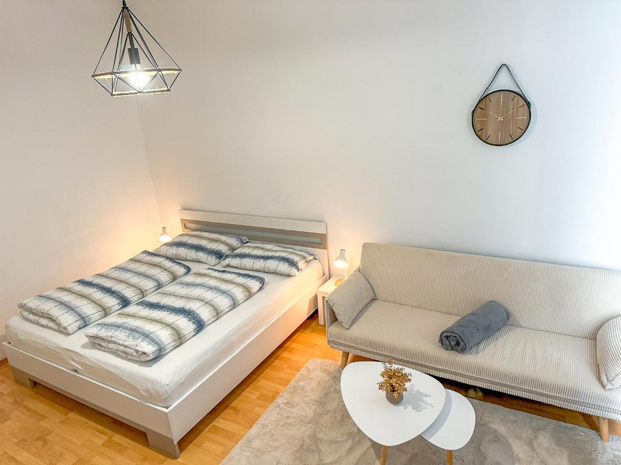 Serenity Apartment - Comfort ลีโอเบน ภายนอก รูปภาพ